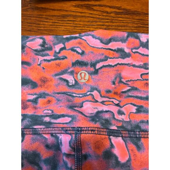 Lululemon Wunder Train High Rise Short 8" Chroma Clash Multi Size 2 - Picture 5 of 5